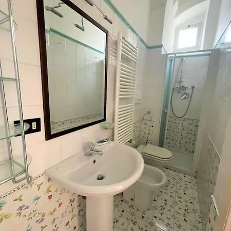 Mi12 Διαμέρισμα *